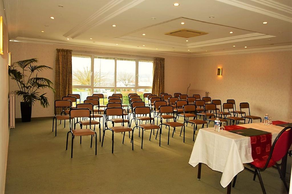 Hotel Altina Pacy-sur-Eure Ngoại thất bức ảnh