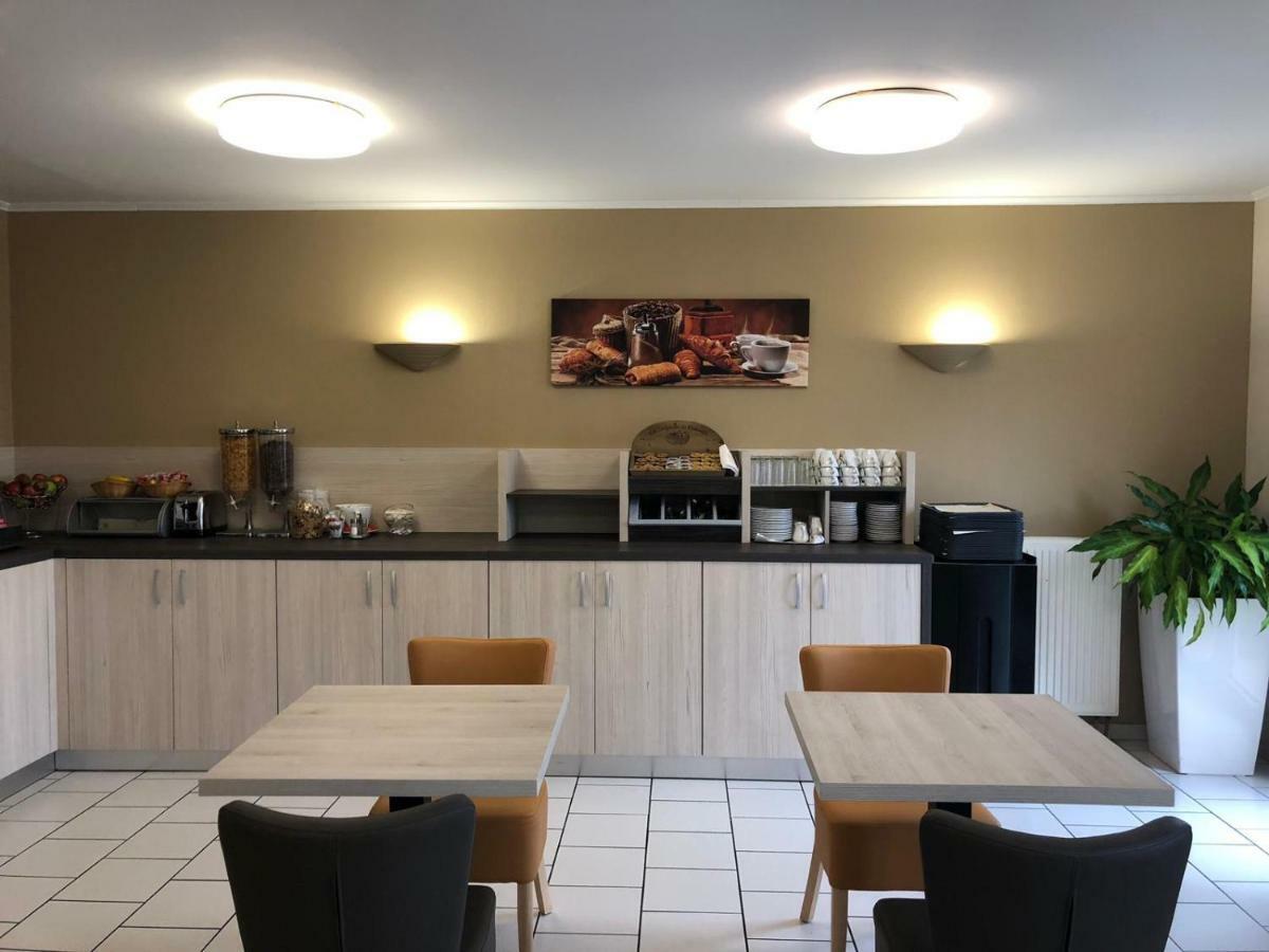 Hotel Altina Pacy-sur-Eure Ngoại thất bức ảnh